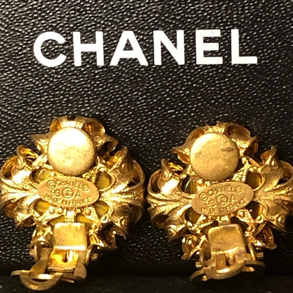 CHANEL 24k Gold Plated Tiger’s Eye Cabochon Clip On Earrings with Box